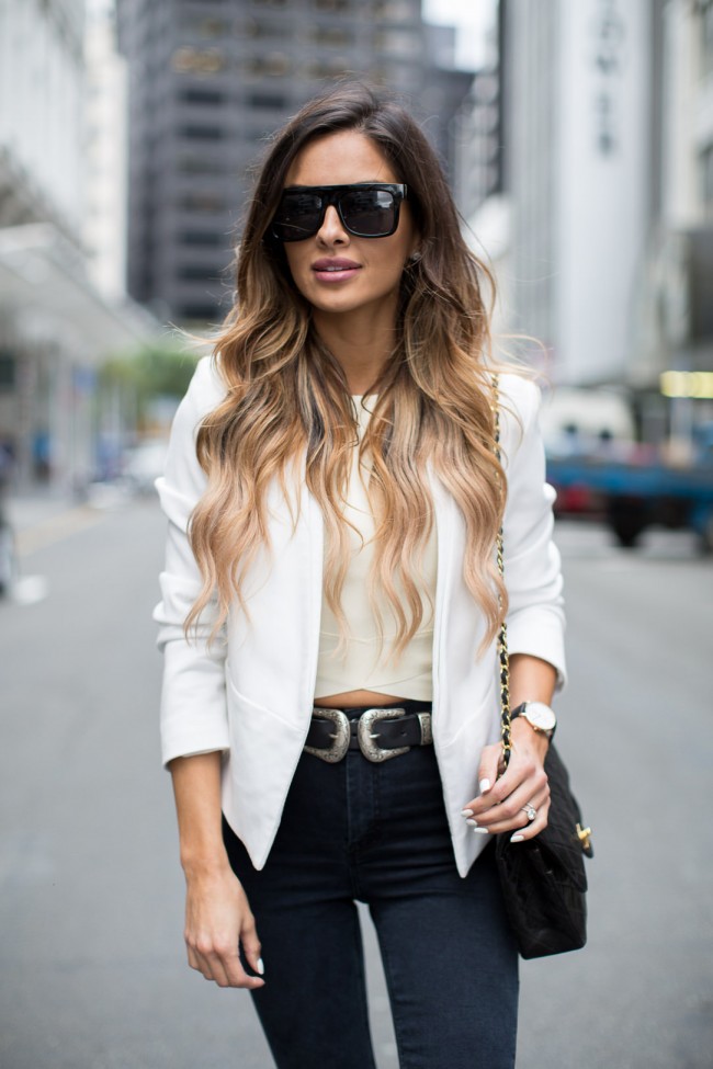 white blazer fashion blogger