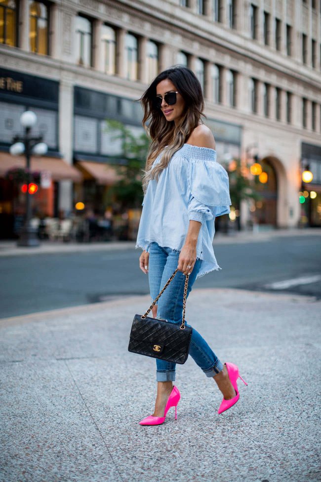 Minnesota fashion blogger maria vizuete in an off-the-shoulder top and levi's jeans from shopbop 