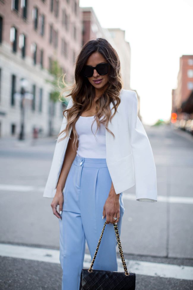 fashion blogger maria vizuete wearing a white blazer from topshop and blue pants from asos