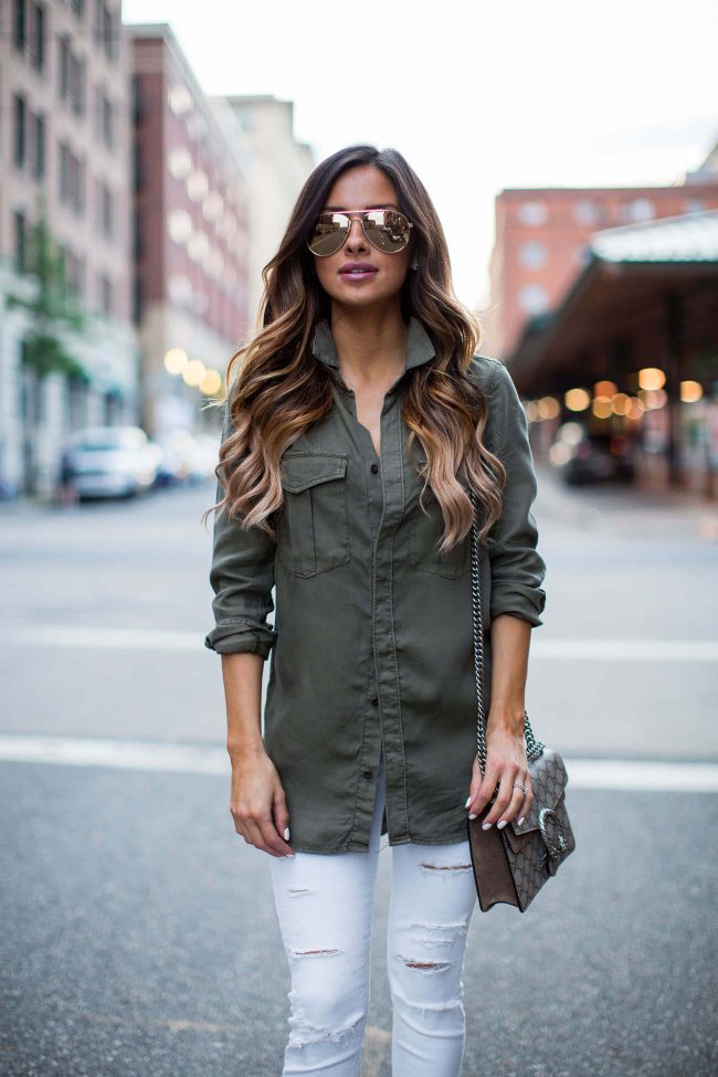 street style fashion blogger mia mia mine in an olive button down from H&M and topshop jeans