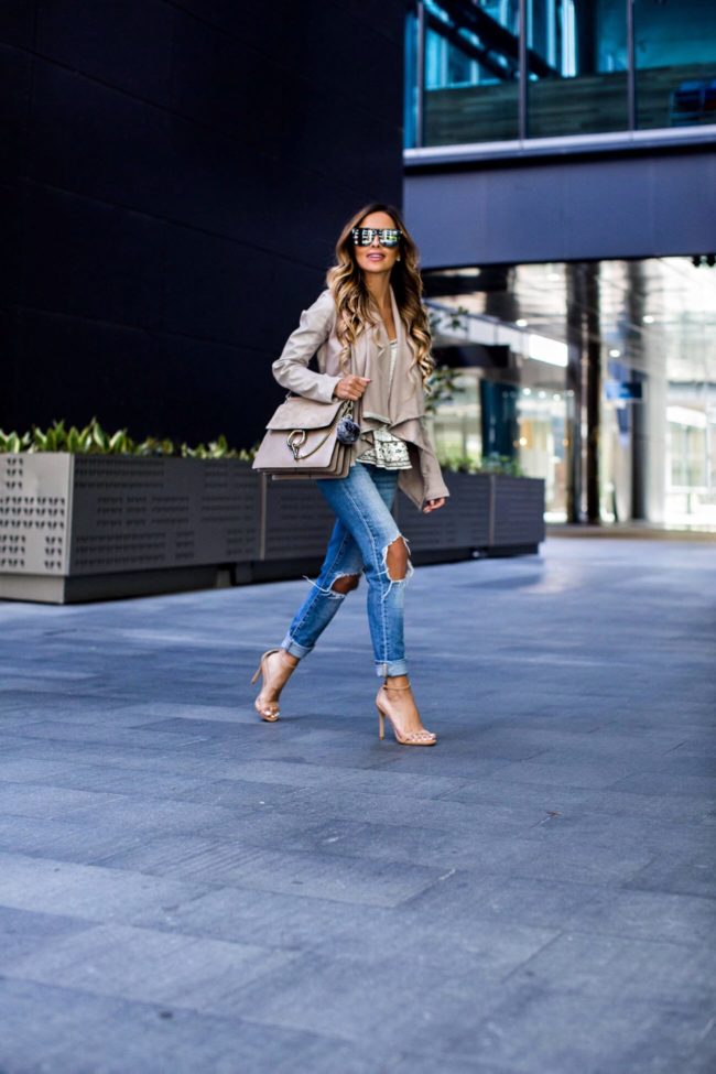fashion blogger mia mia mine wearing levis jeans and a chloe faye bag in perth australia