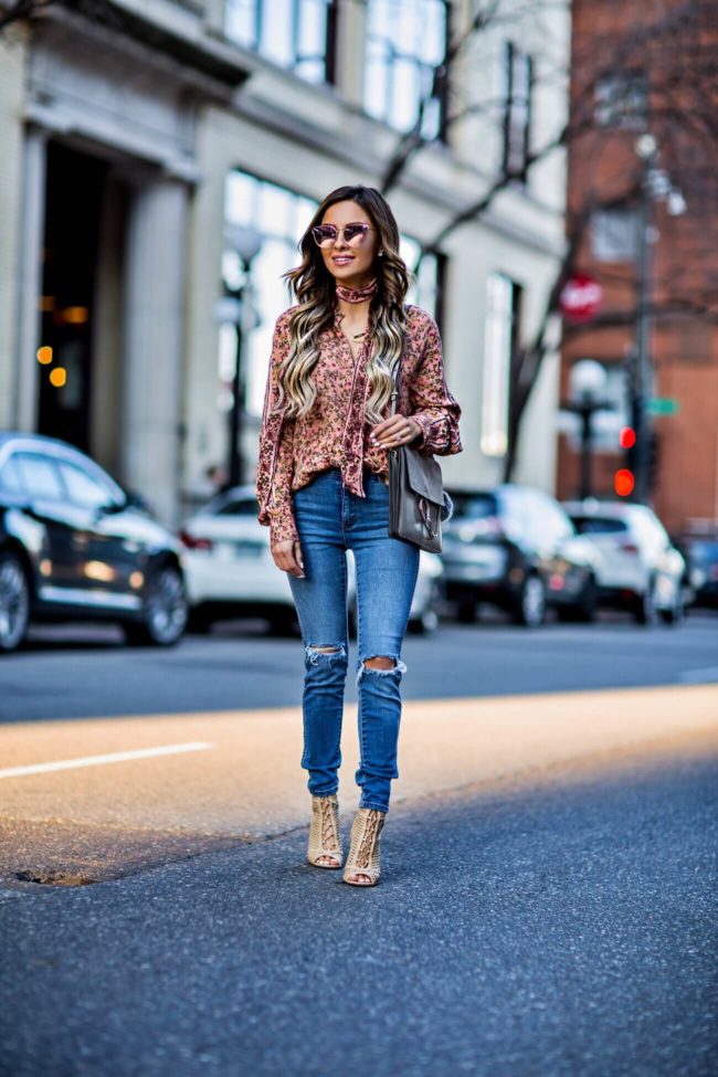 fashion blogger mia mia mine wearing quay sunglasses and a lace-up heels by sam edelman