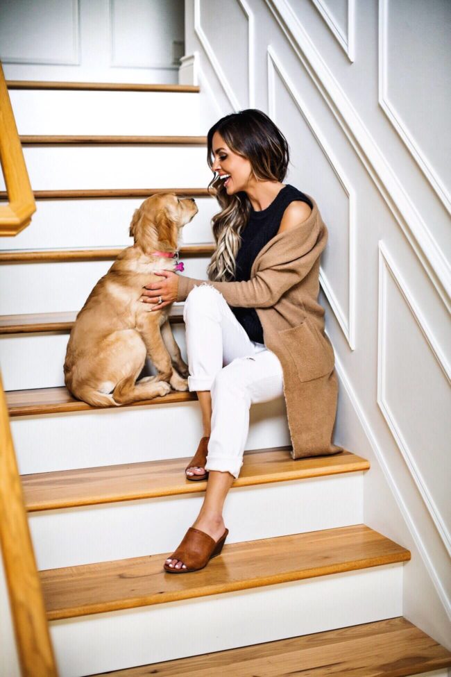 fashion blogger mia mia mine wearing white jeans from stitch fix at home