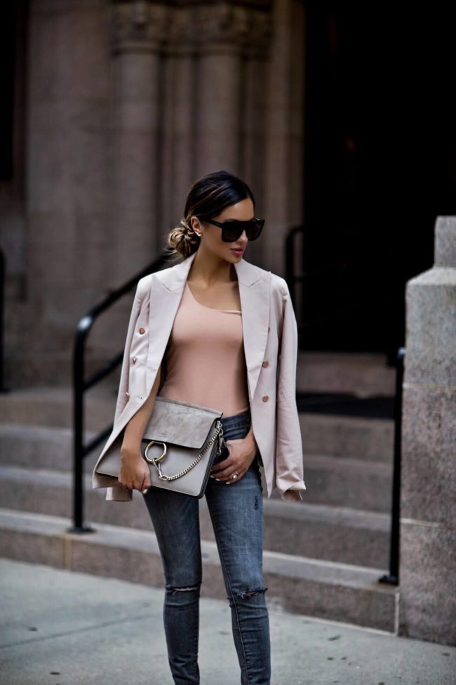 fashion blogger mia mia mine wearing blush blazer from revolve and quay sunglasses 