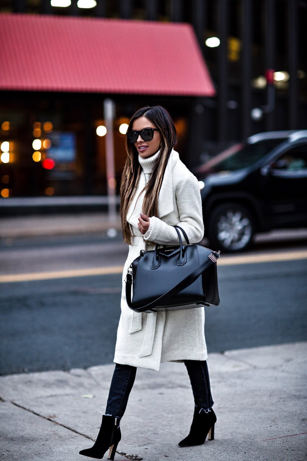 mia mia mine wearing a fall outfit from shopbop