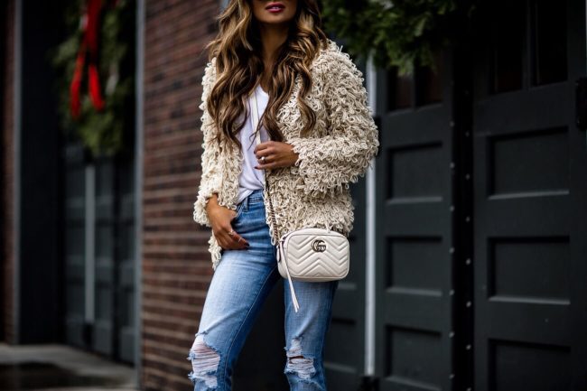 fashion blogger mia mia mine wearing a gucci marmont bag