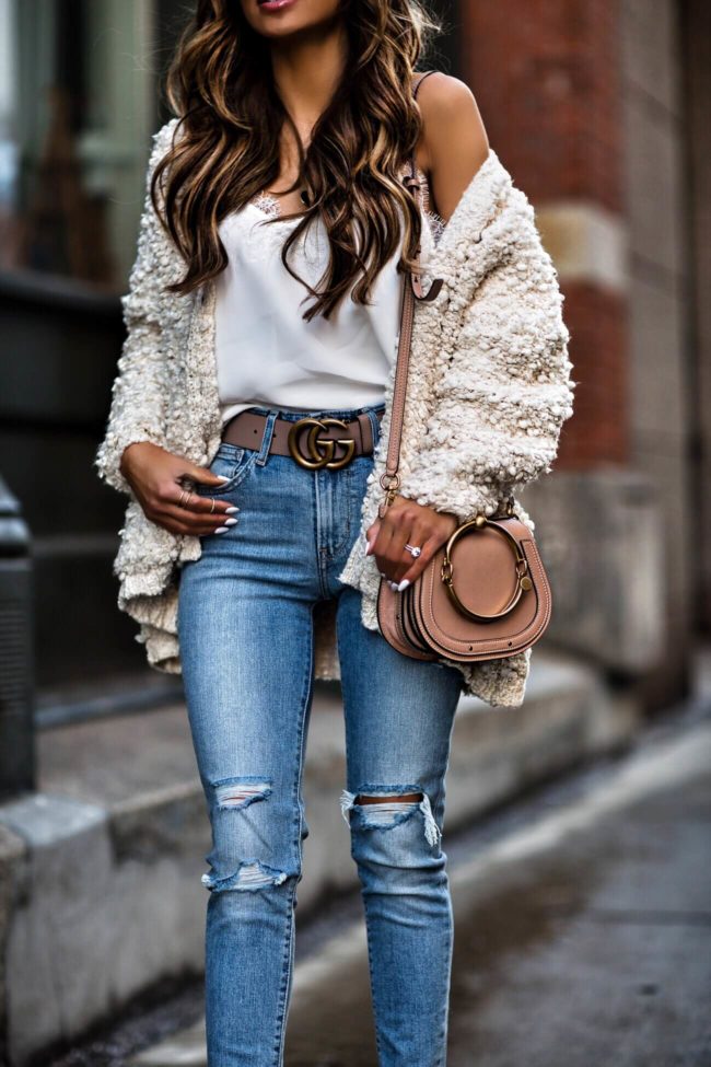 fashion blogger mia mia mine wearing a gucci belt and chloe nile bag