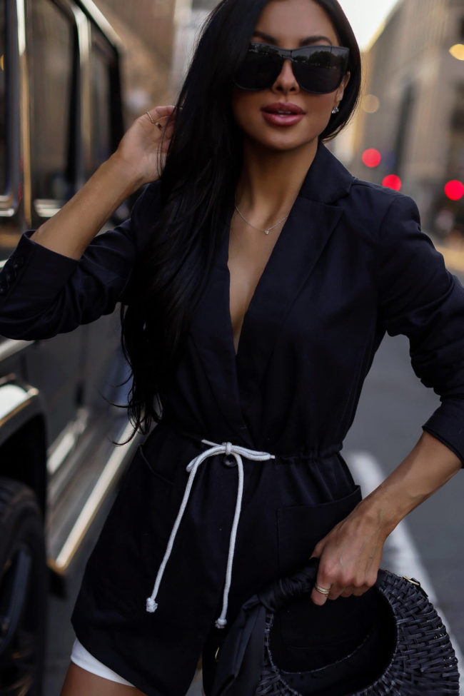 fashion blogger wearing a linen blazer for summer from walmart