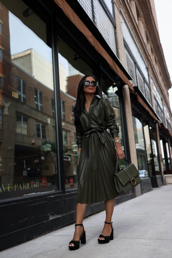 fashion blogger mia mia mine wearing a green dress from walmart's scoop line