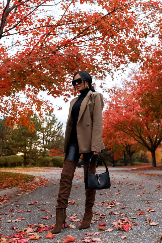 fashion blogger mia mia mine wearing a brown Good American blazer from nordstrom