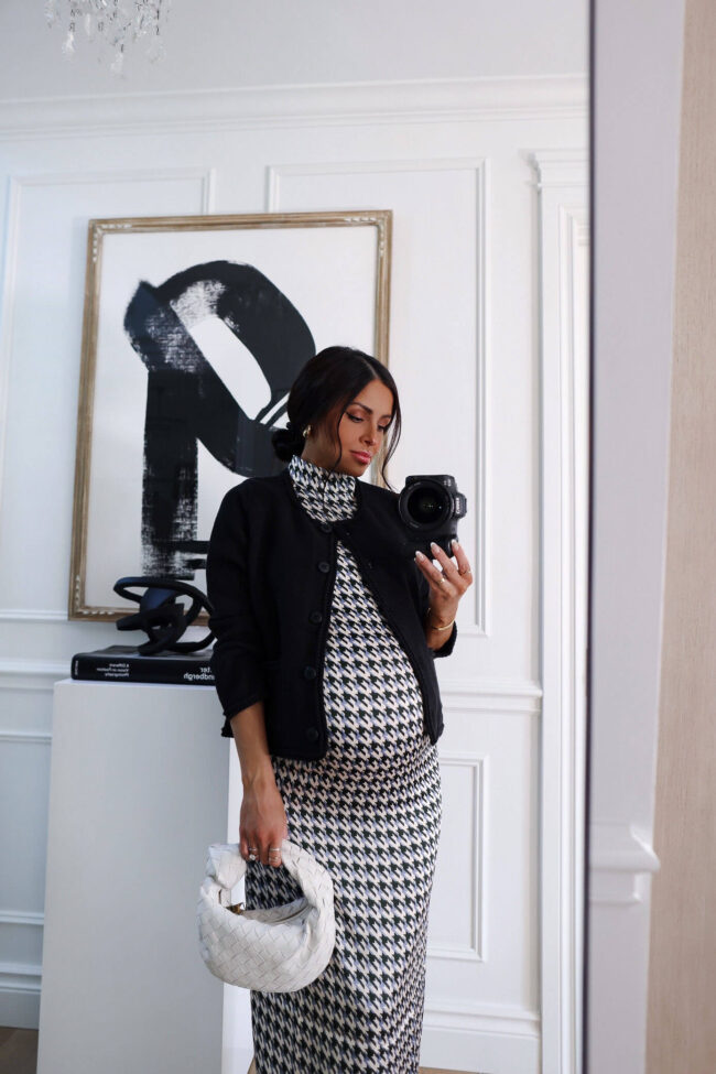 fashion blogger wearing a bump-friendly affordable workwear look