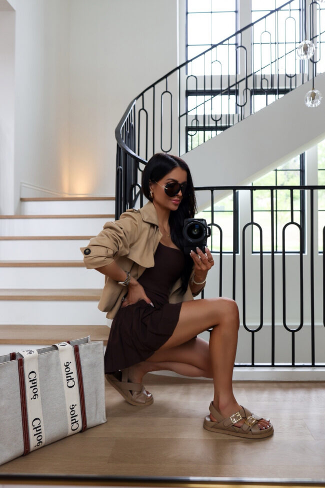 mia mia mine wearing fendi feel sandals