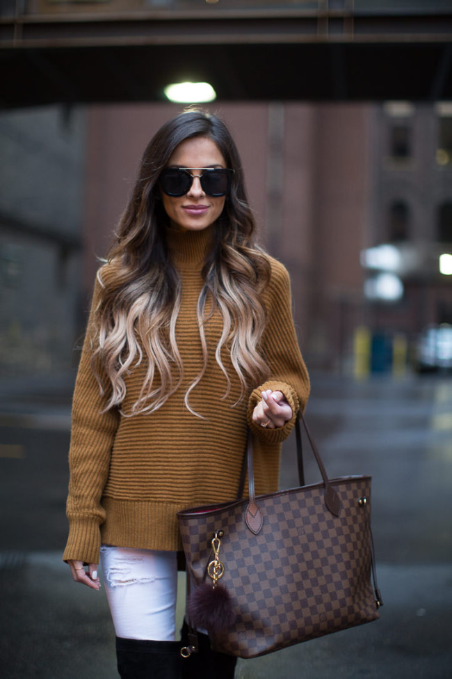 Gold Sweater. - Mia Mia Mine