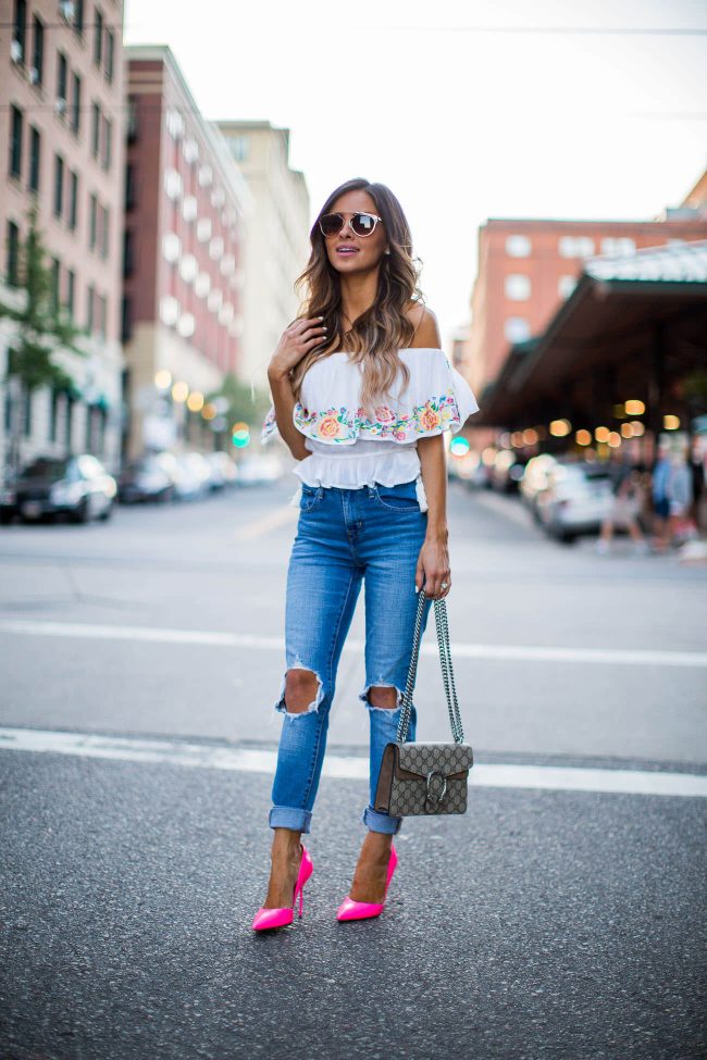 fashion blogger mia mia mine in a top from shopbop and levis jeans