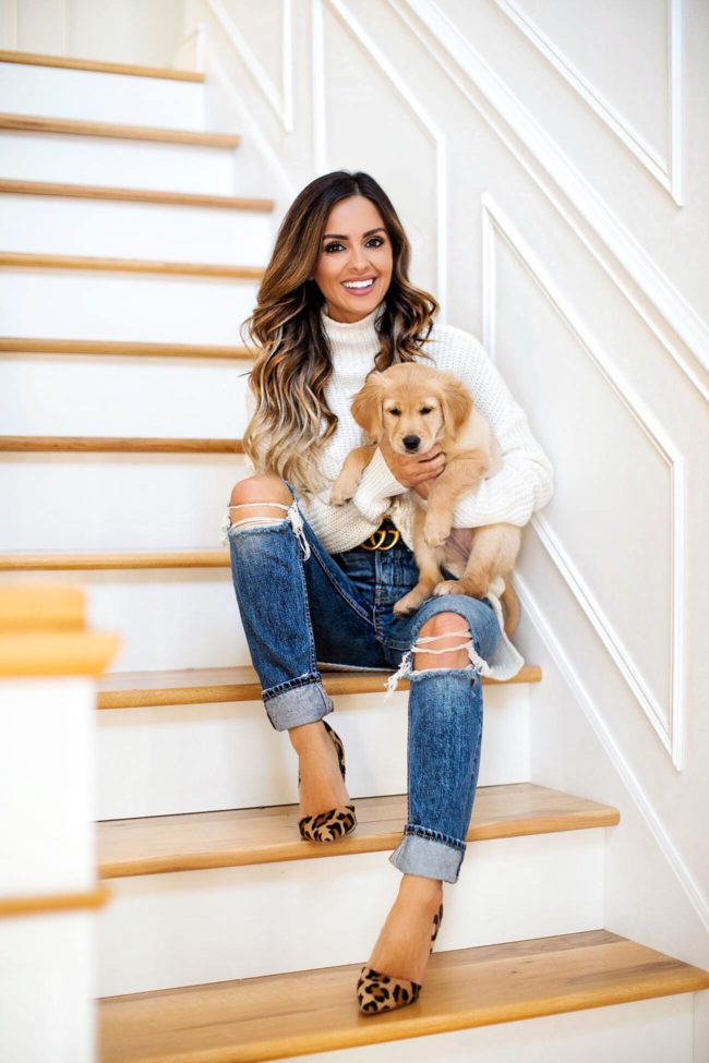 fashion blogger mia mia mine at home with puppy 