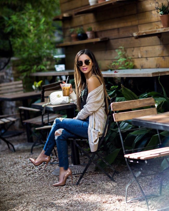 fashion blogger mia mia mine wearing an abercrombie sweater