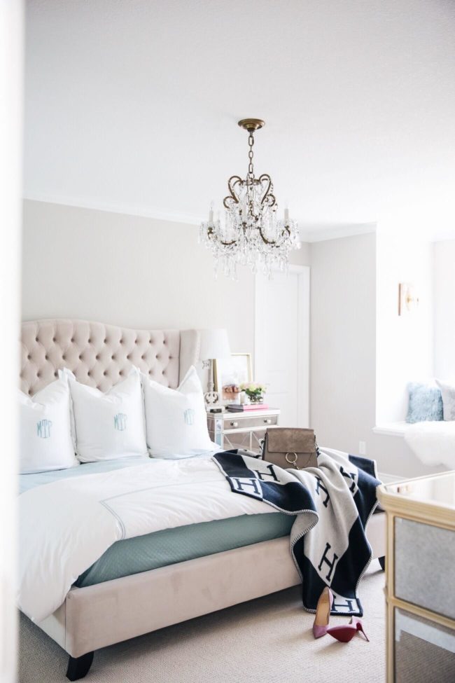 fashion blogger maria vizuete of mia mia mine master bedroom karastan carpet