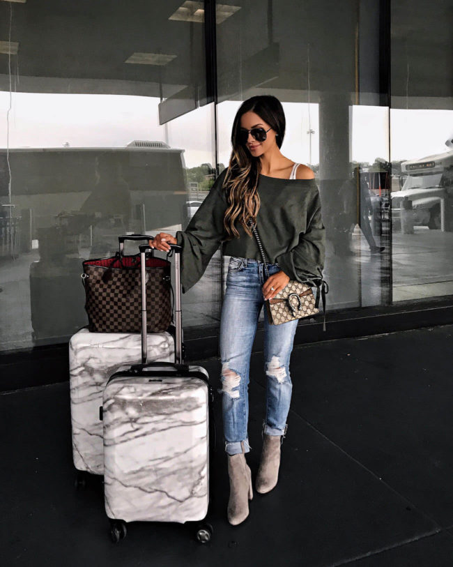 My Favorite Luggage To Travel With - Mia Mia Mine