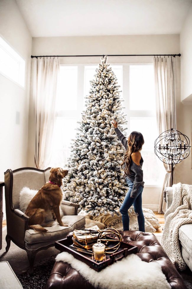 fashion blogger mia mia mine decorating christmas tree at home