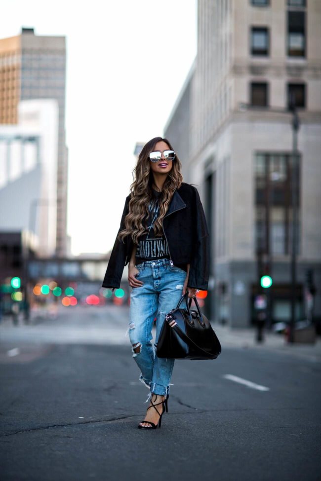 fashion blogger mia mia mine wearing boyfriend denim and a band tee by lucky from macy's for spring