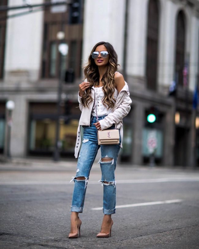 fashion blogger mia mia mine wearing a blush coat and ysl saint laurent sunset bag
