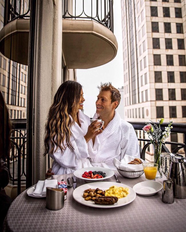 fashion blogger mia mia mine with husband phil at the four seasons austin texas