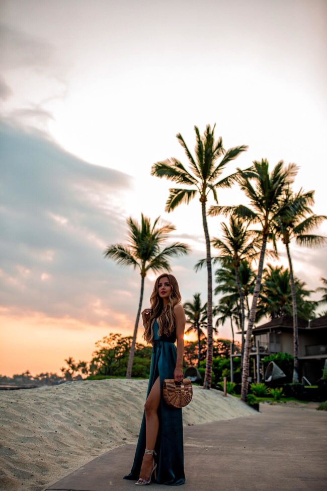 fashion blogger mia mia mine at the four seasons resort hualalai