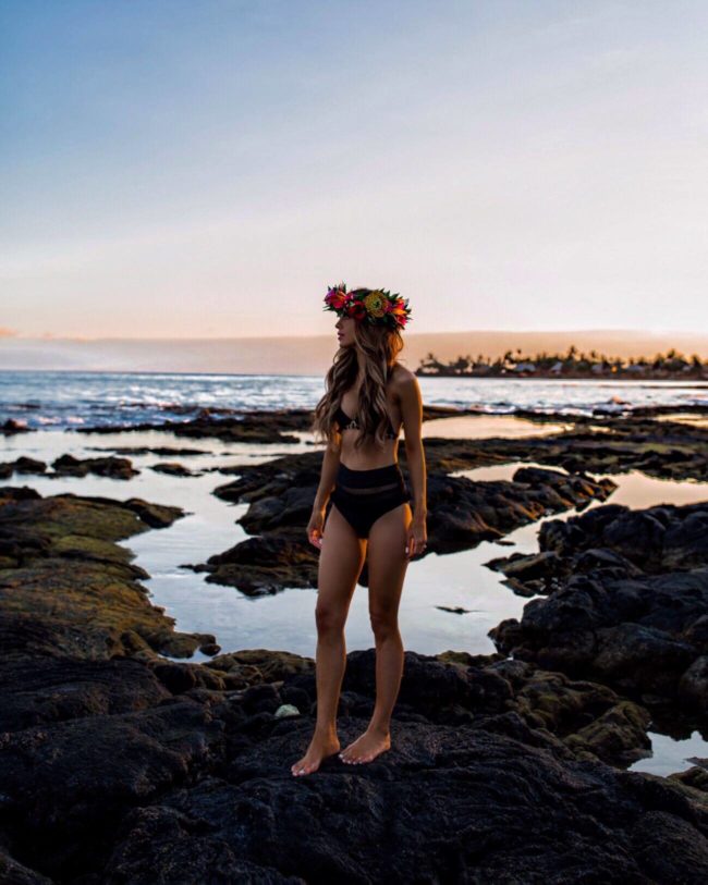 fashion blogger mia mia mine wearing a black tularosa bikini in hawaii