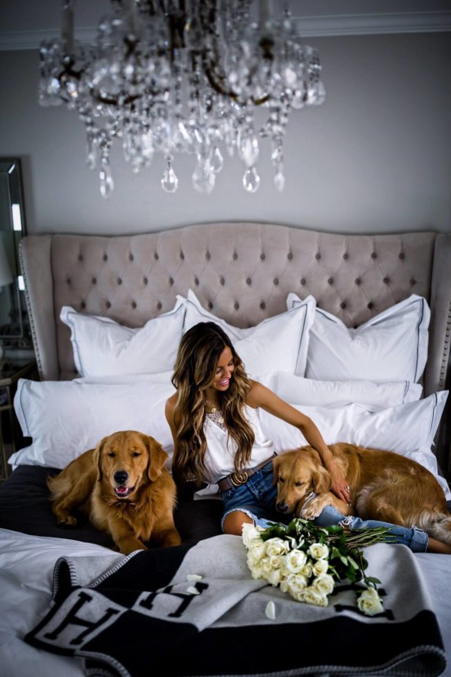 fashion blogger mia mia mine in her master bedroom