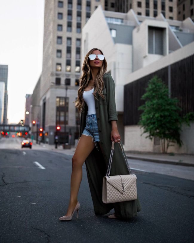 How To Dress To Flatter Your Petite Frame - Mia Mia Mine