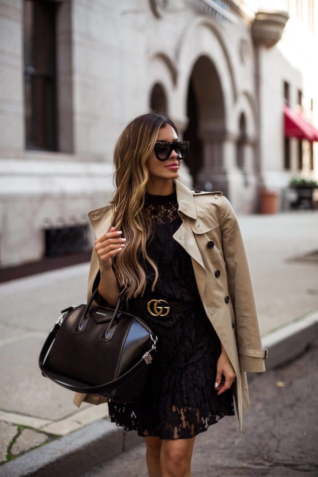 fashion blogger mia mia mine wearing a givenchy antigona bag and a gucci belt