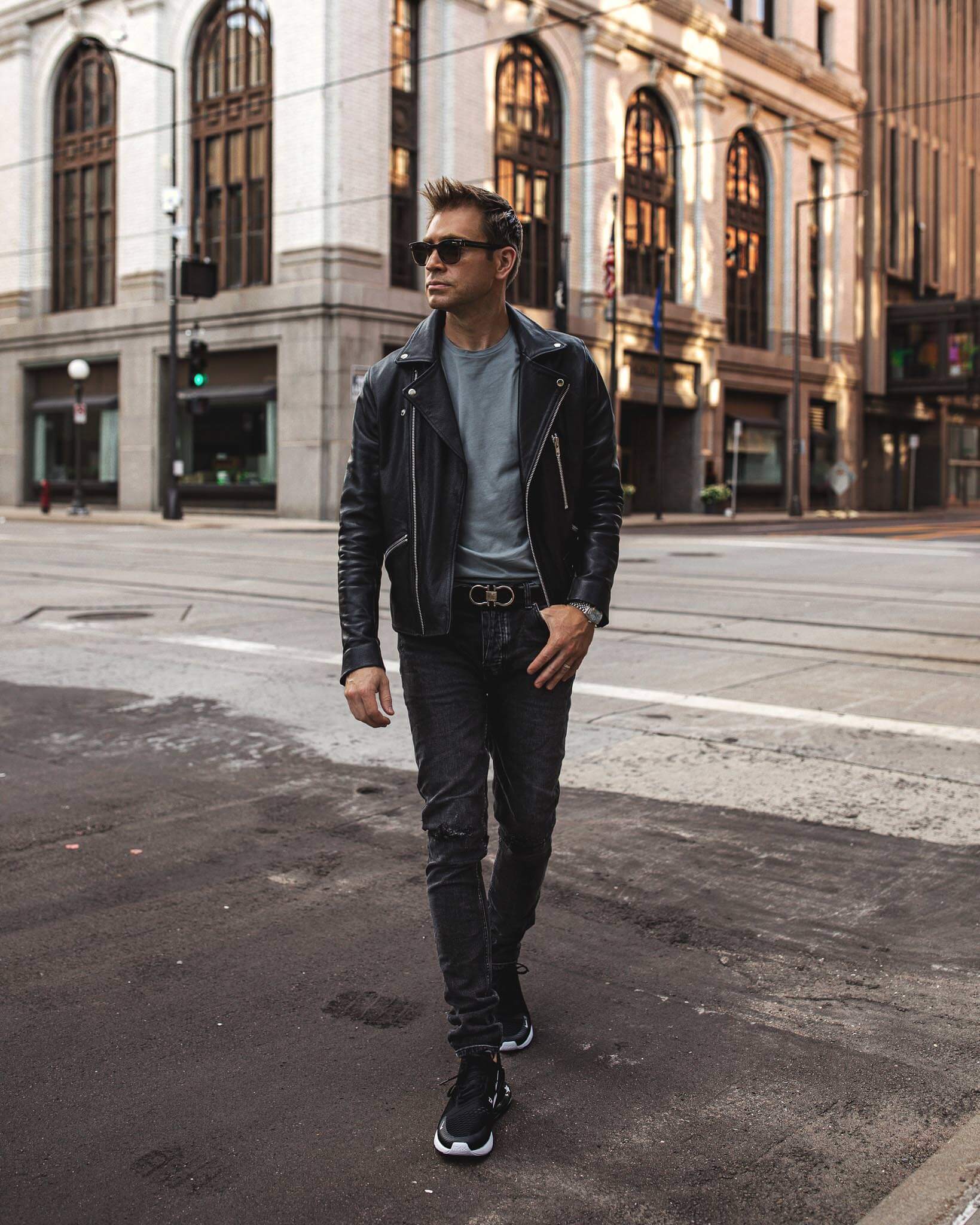 mens fashion blogger wearing a tee shirt and ksubi jeans from the nordstrom annviersary sale