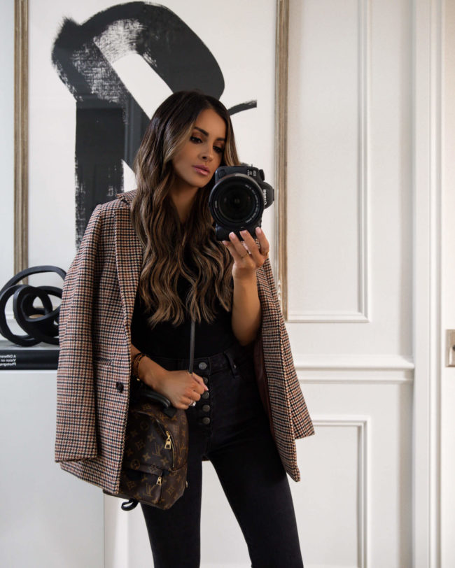 fashion blogger mia mia mine wearing a plaid blazer from abercrombie for fall