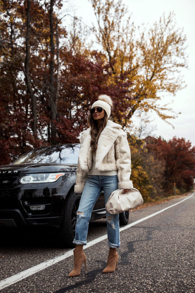 fashion blogger cozy fall fashion intermix