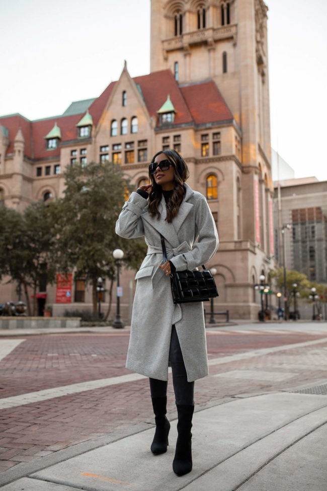 fashion blogger wearing a gray coat for fall from express