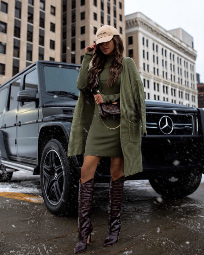 fashion blogger wearing shutz croc boots