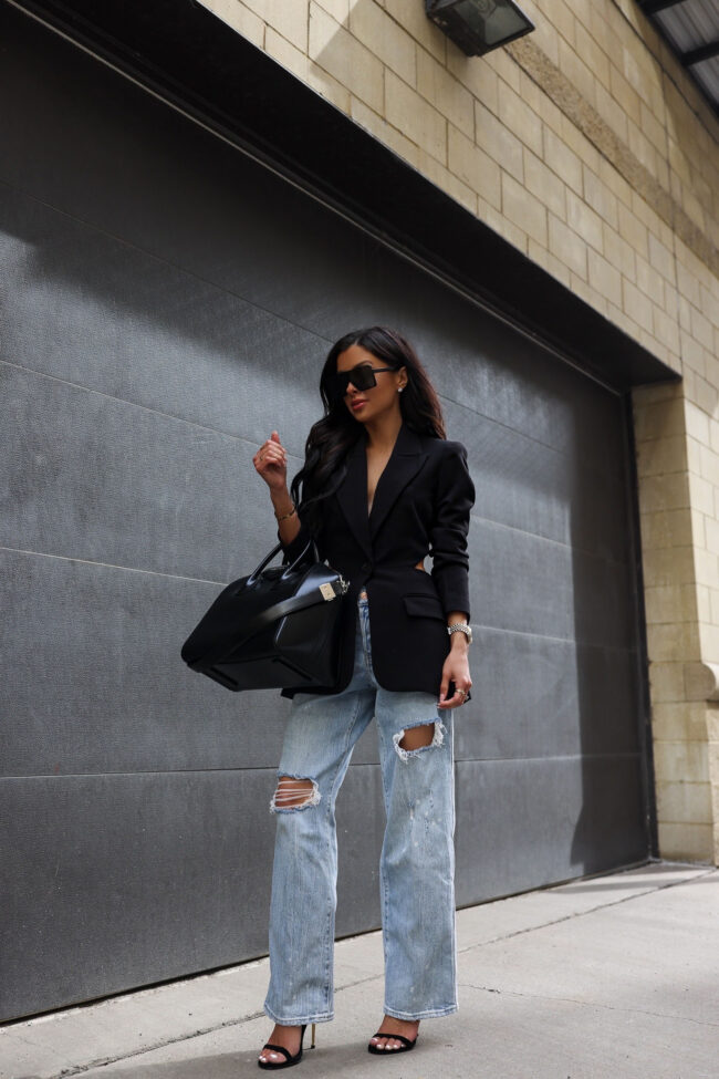 fashion blogger wearing express wide leg denim