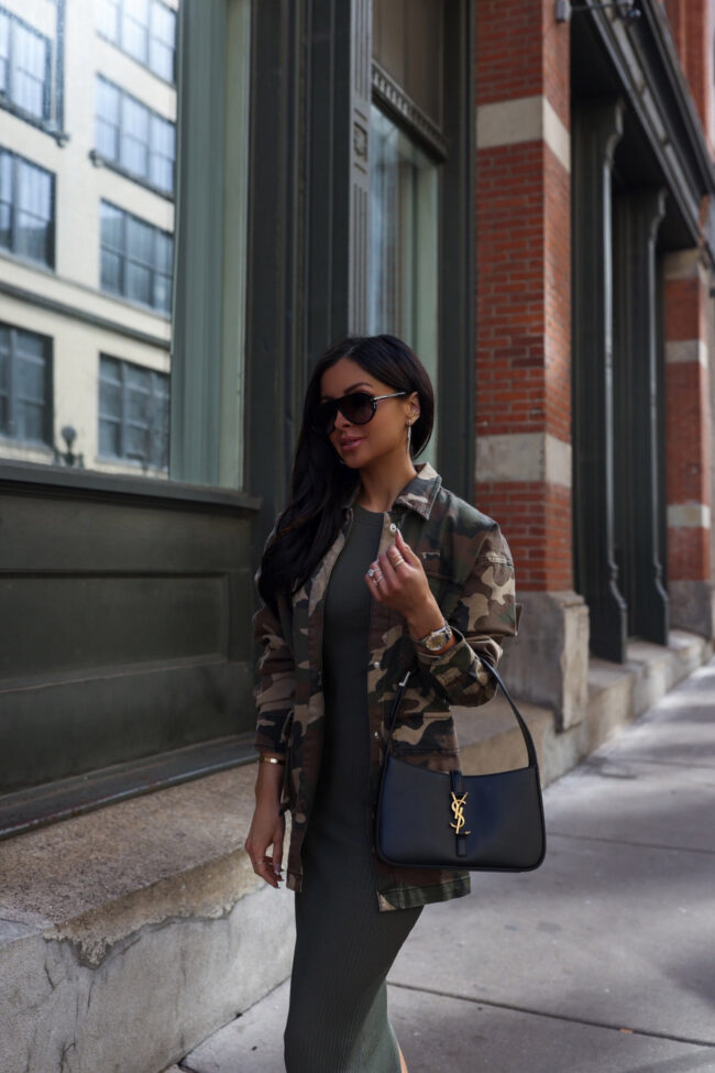 brunette fashion blogger wearing a green camo jacket from nordstrom