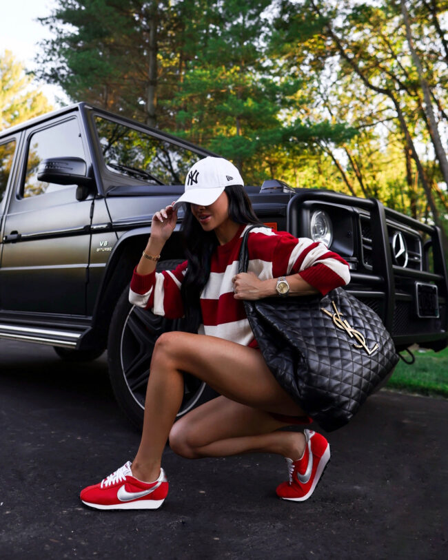 brunette fashion blogger wearing a casual summer outfit from nordstrom