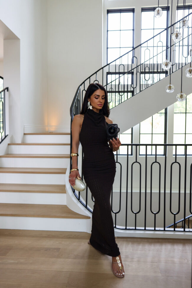 brunette fashion blogger wearing a brown zara dress for summer