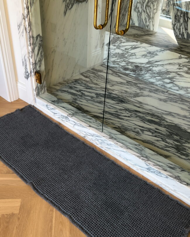 amazon waffle bath mat