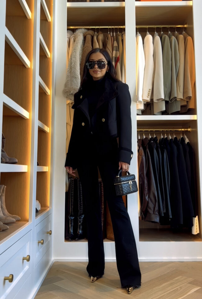 brunette fashion blogger wearing a cropped blazer from zara